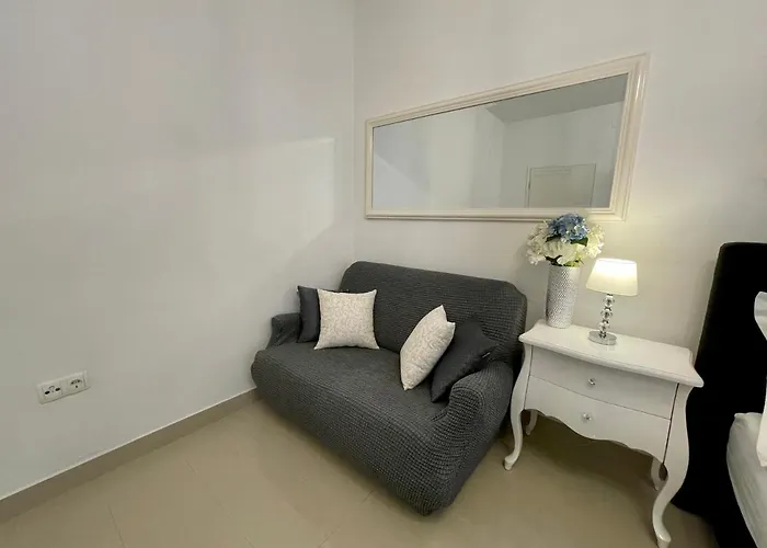 Central Square Luxury Boutique 3* Zara