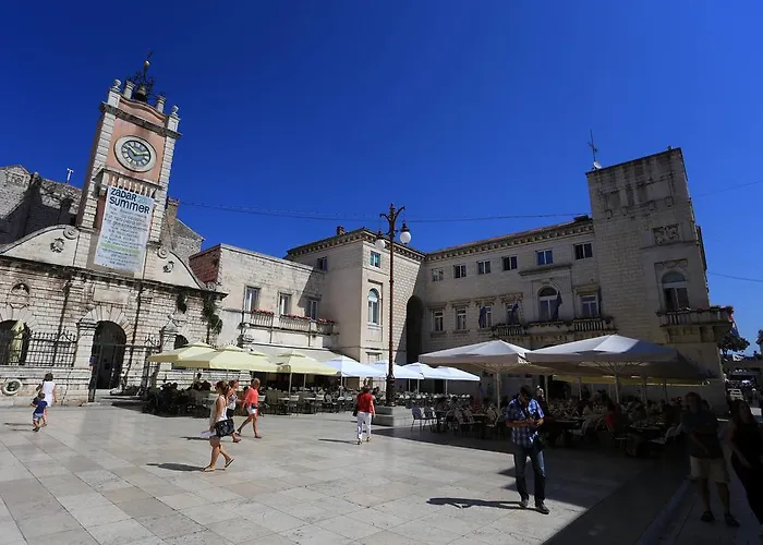 Central Square Luxury Boutique 3*