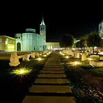 Guest house Square Luxury Boutique