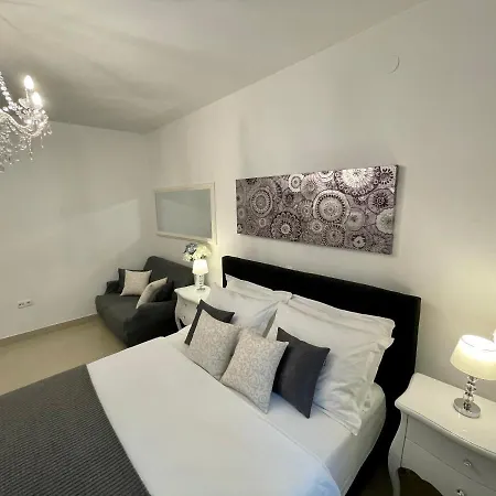Square 3* Zadar