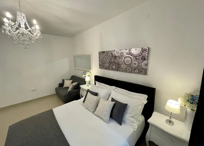 Central Square Luxury Boutique 3* Zadar