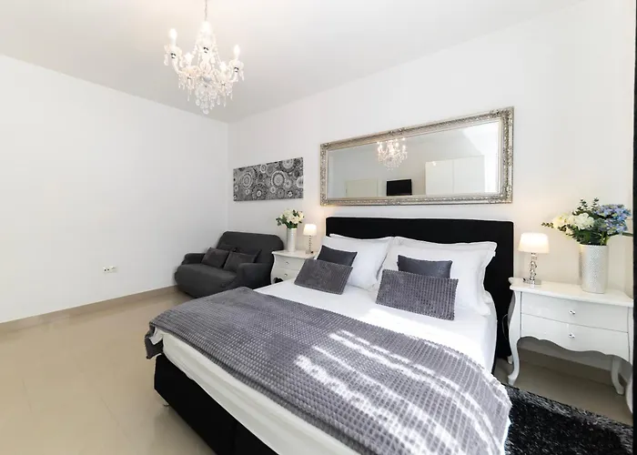 Гостевой дом Square Luxury Boutique Задар