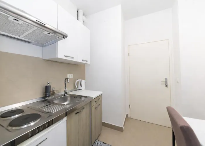 Square Luxury Boutique Задар